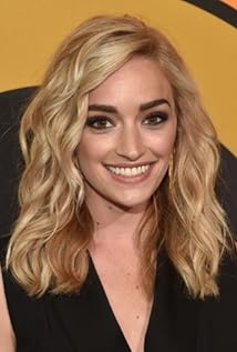 Brianne Howey